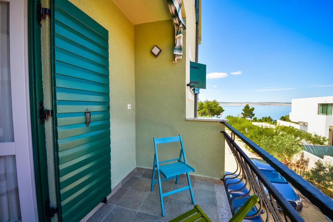 In Olive Garden Apartment Стариград-Пакленица Екстериор снимка